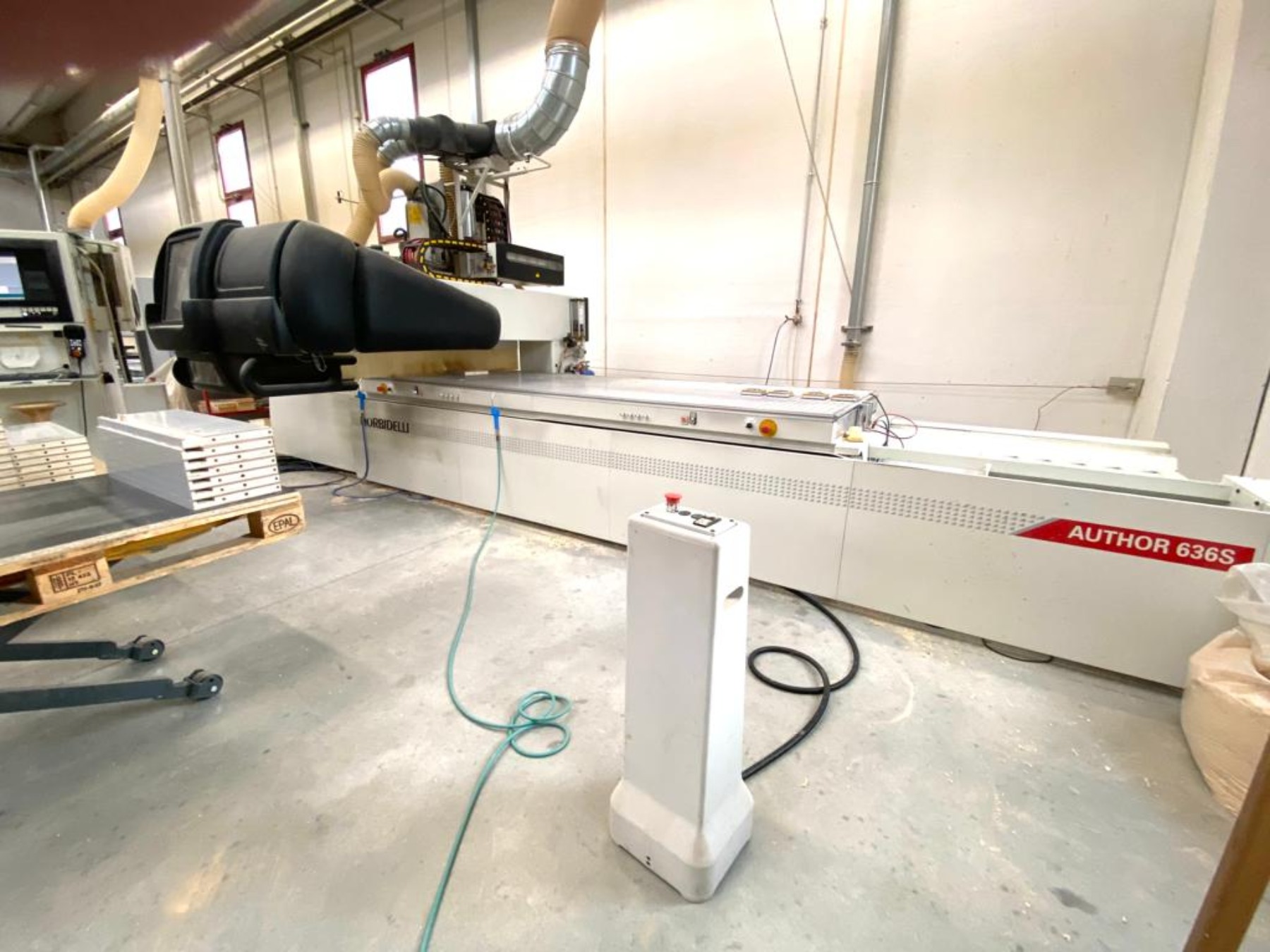 Morbidelli Author 636 Super macchina CNC con braccio robotizzato